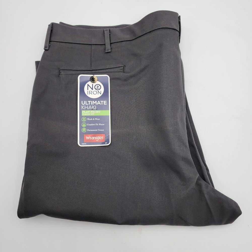 Wrangler Ultimate Khaki Pants Mens 44x30 Gray Flat Front No Iron Casual Work NEW